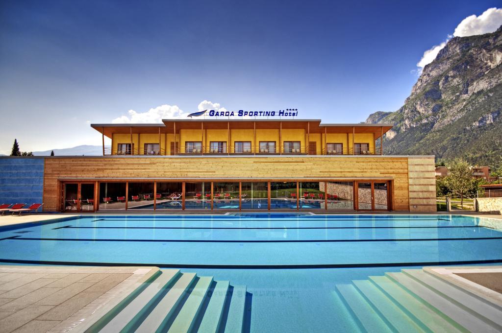 Garda Sporting Club Hotel Riva del Garda Exterior foto